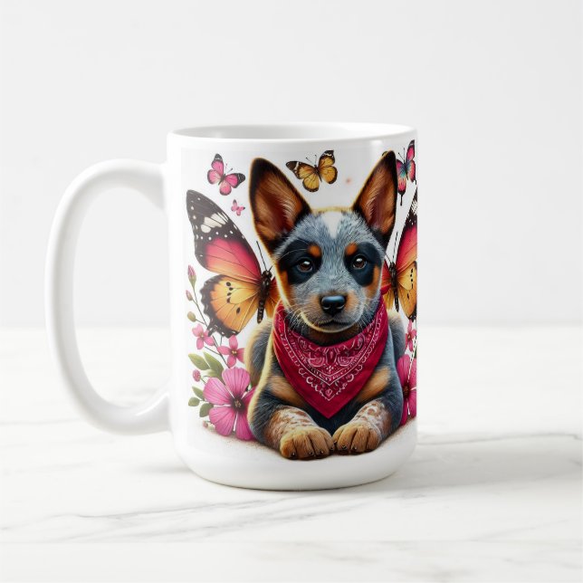 Caneca De Café Heeler Puppy cercado por borboletas e flores (Esquerda)