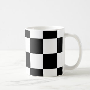 Caneca De Café Hipster retro do tabuleiro de damas preto e branco