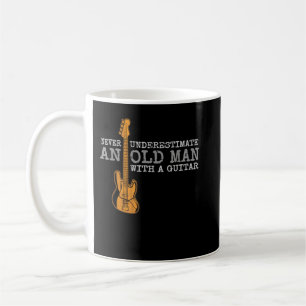 Caneca De Café Homem Idoso Nunca Subestime um Homem Velho com um