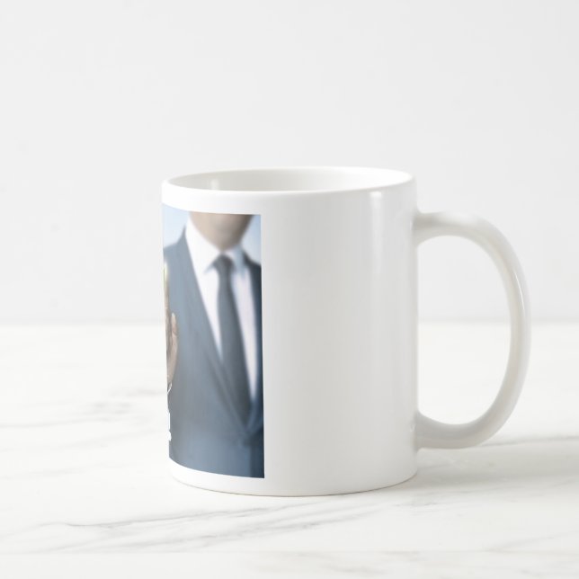 Caneca De Café Homem mostrando o conceito de tela de toque do pre (Direita)