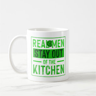 Caneca De Café Homens Reais Ficam Fora da Cozinha Engraçados