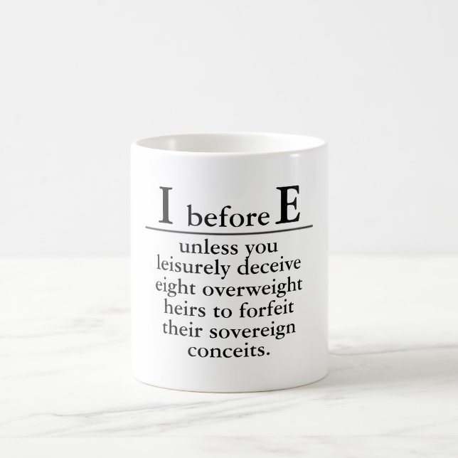 Caneca de café "i before e" (Centro)