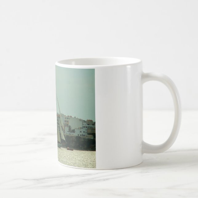Caneca De Café Iate Clássico (Direita)