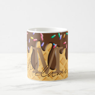 Caneca De Café Ice Cream Cone With Chocolate Frosting & Sprinkles