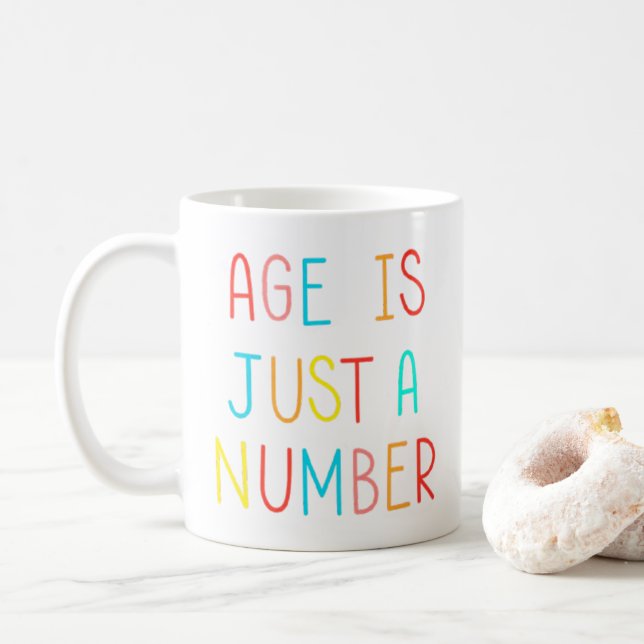 Caneca De Café Idade é apenas um número - Mug de cotação retrô co (Com Donut)