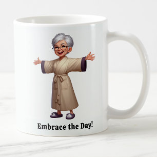 Caneca De Café Idoso Alegre em um Robe Aconchegante