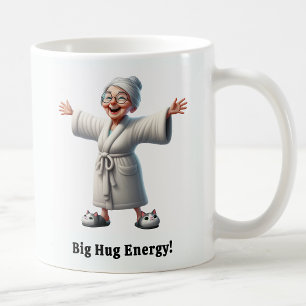 Caneca De Café Idoso Alegre em um Robe Aconchegante