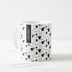 Caneca De Café Ilustração de Ovelha Fofa Monograma Preto e Branco