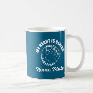 Caneca De Café Ilustração do Treinador de Beisebol Atrás da Placa