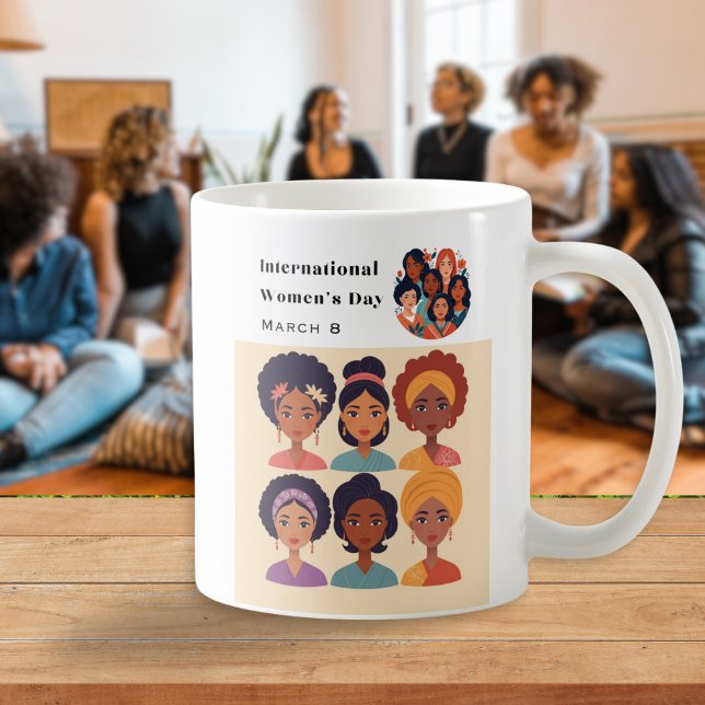 Caneca De Café Imagem do Dia Internacional da Mulher 8 (A mug for International Women's Day on March 8th, illustrated with pictures of diverse women)