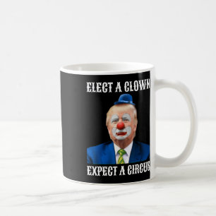 Caneca De Café Impeach Anti-Trump Eleve Um Palhaço Esperando Um C