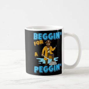 Caneca De Café Implorando por um pirata engraçado ofensivo peggin