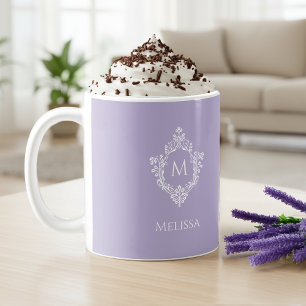 Caneca De Café Inicial do Monograma Lavanda em Roxo Vintage Crest