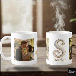 Caneca De Café Inicial S + 2 FOTO em Luxo Cursivo Dourado Branco