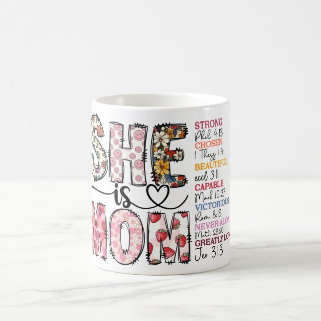 Caneca De Café Inspiracional Ela É Amada Pela Mãe (Centro)