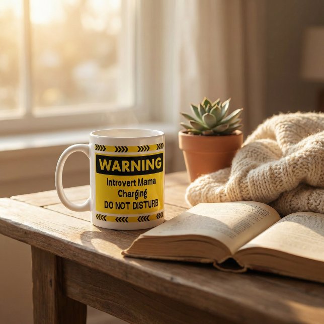 Caneca De Café Introvert Mama Charging Funny Coffee Mug Gift (Criador carregado)