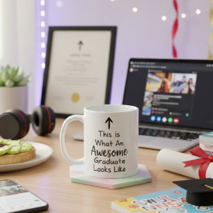 Caneca De Café Isto É Como É Um Formando Incrível Engraçado