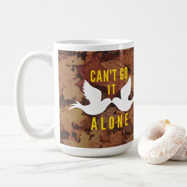 Caneca De Café Jen Hawley não pode ir sozinho com letras (Com Donut)