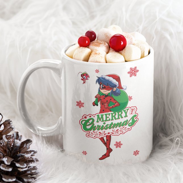 Caneca De Café Joaninha | Feliz Natal (Mug filled with holiday treats)