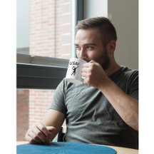 Jogador de tênis dos EUA usando ponto como bola