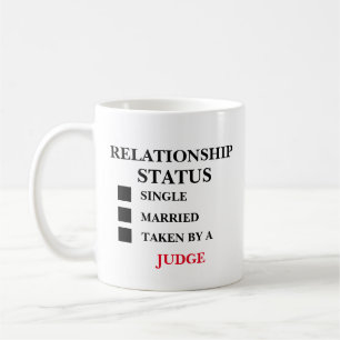 Caneca De Café Juiz de Status de Relacionamento