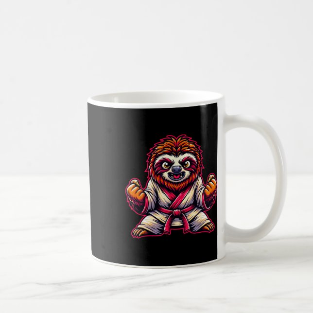 Caneca De Café Karate Sloth Na Posição De Luta (Direita)