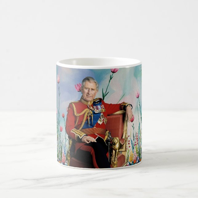 Caneca De Café King Charles III com fundo de Primavera Garden (Centro)