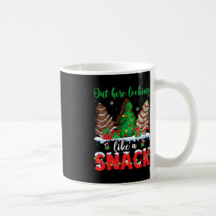 Caneca De Café Lá Fora, Parece Um Bolo De Árvores De Natal.