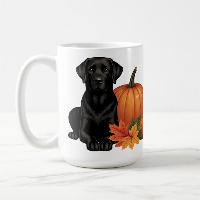 Caneca De Café Labrador preto com folhas de outono e abóbora (Esquerda)