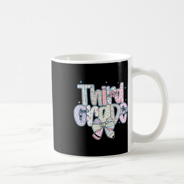 Caneca De Café Lápis Coquette Préppy de Volta às Aulas da Terceir (Direita)
