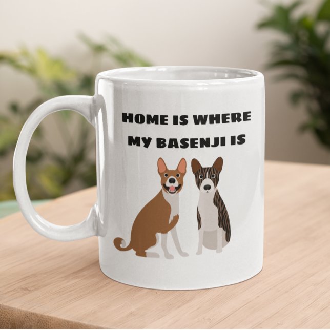 Caneca De Café Lar é Onde Está meu Basenji (Criador carregado)