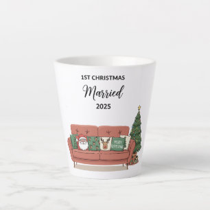 Caneca De Café Latte 1º Natal Casados 2025   Sofá Fofo e Aconchegante R