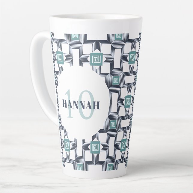 Caneca De Café Latte 10 anos Sobriety Birthday 17oz (Ângulo esquerdo)