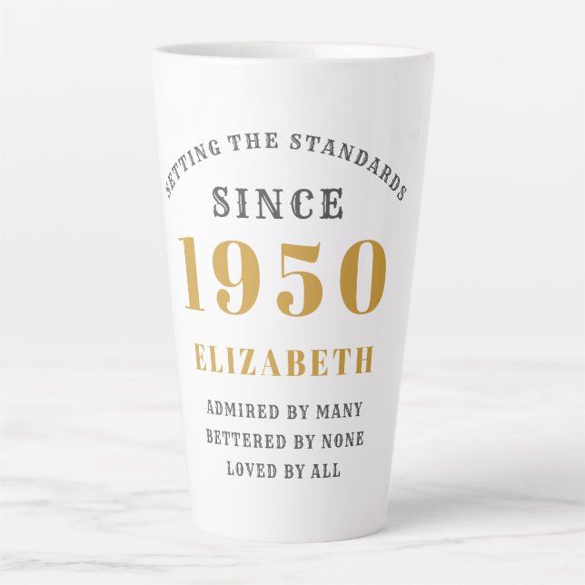 Caneca De Café Latte 70 Birthday Typografia Nascer 1950 Adicione Seu No (Frente)