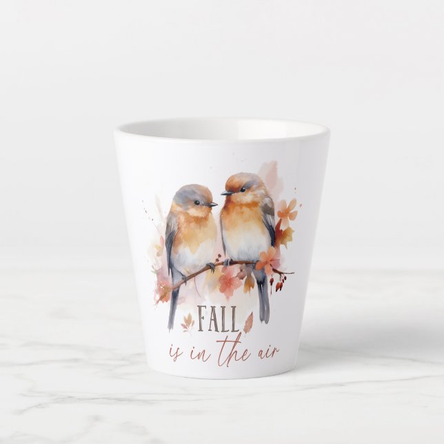 Caneca De Café Latte A Queda Está No Ar - Aves Cutas E Folhas De Outono (Frente)
