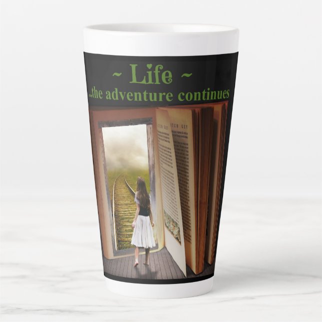 Caneca De Café Latte A vida, a aventura continua (Frente)