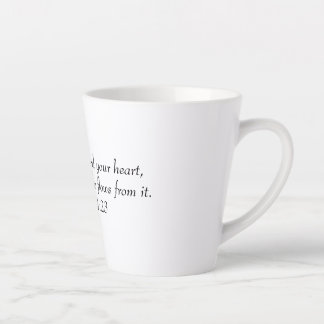 Caneca De Café Latte Acima de tudo, guarde seu coração, pois tudo 