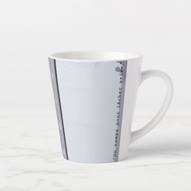 Caneca De Café Latte Alcance Latte Mug (12 oz) (Direita)