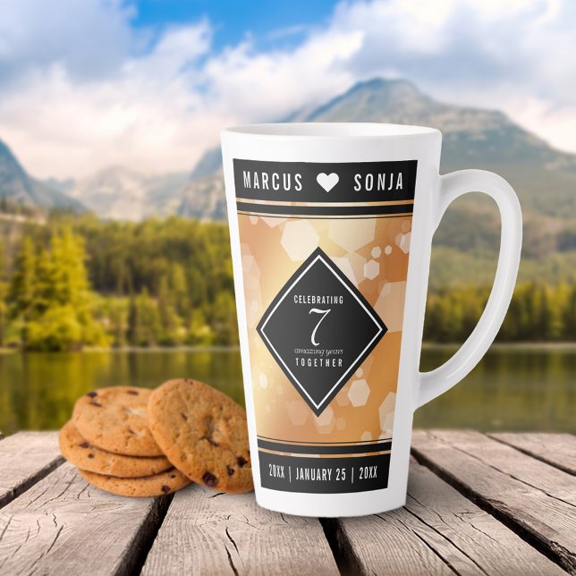 Caneca De Café Latte Aniversário de Casamento de Cobre 7 (7th Copper Wedding Anniversary Tall Latte Mug Cover Photo.)