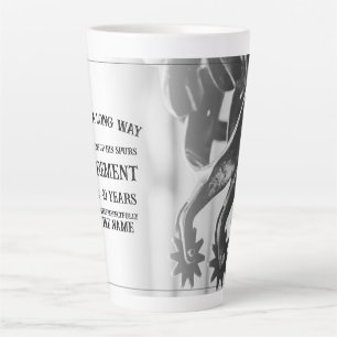 Caneca De Café Latte Anúncio de aposentadoria com esporas velhas