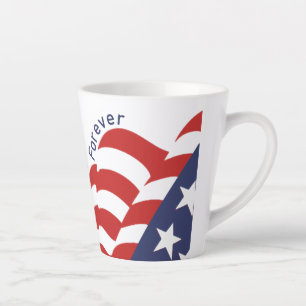Caneca De Café Latte Balançando Bandeiras Americanas e Bandeiras para s