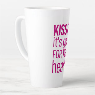 Caneca De Café Latte Beije-me. É bom para sua saúde.