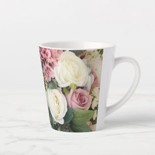 Caneca De Café Latte Buquê da Flor de Pastel