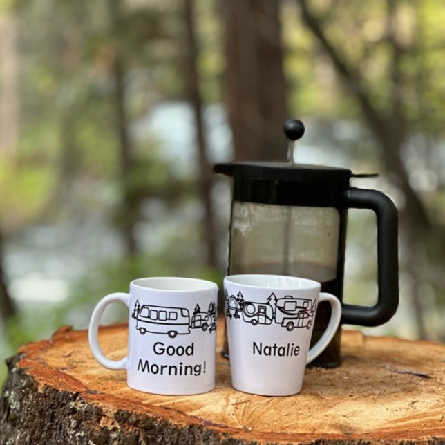 Caneca De Café Latte Campos Felizes Pretos e Brancos Personalizados Lat (Black & White Happy Campers Personalized Latte Mug for Natalie)
