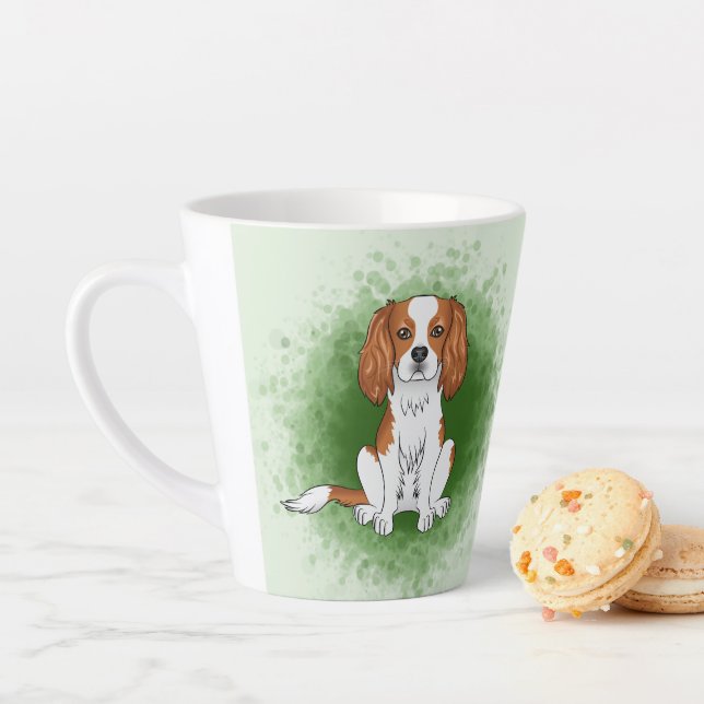 Caneca De Café Latte Cavalier King Charles Spaniel Blenheim em Verde (In Situ)