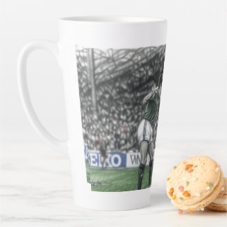 Caneca De Café Latte Celebrando o Futebol Irlandês
