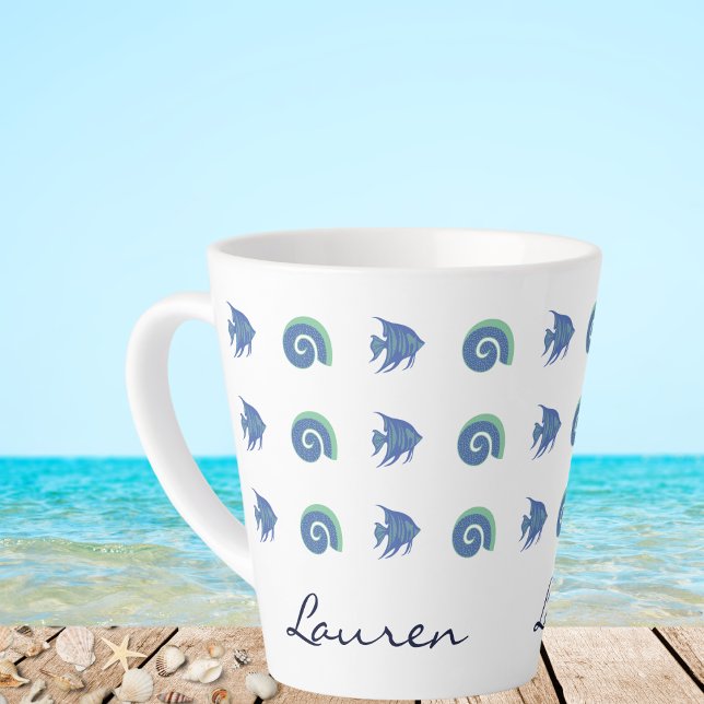 Caneca De Café Latte Chic Blue e White Fish Shelds Beach House (Criador carregado)