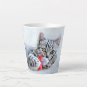 Caneca De Café Latte Cinzas bonitas por gato com Natal Natal