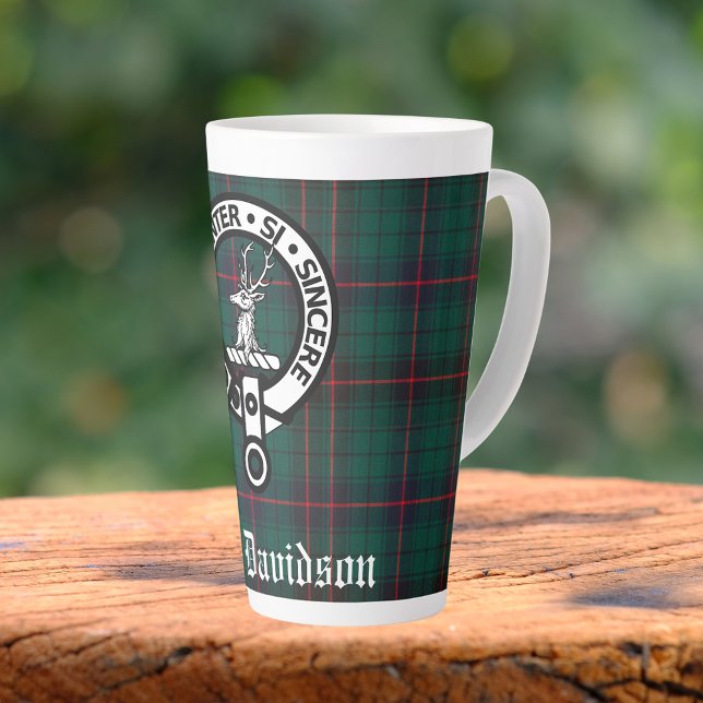 Caneca De Café Latte Clan Davidson Crest Crachá e Tartan personalizável (Criador carregado)