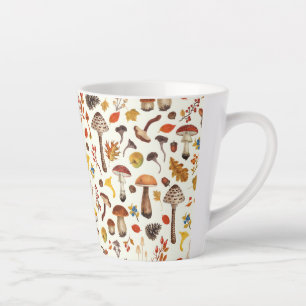 Caneca De Café Latte Cogumelos selvagens sobre a cor branca